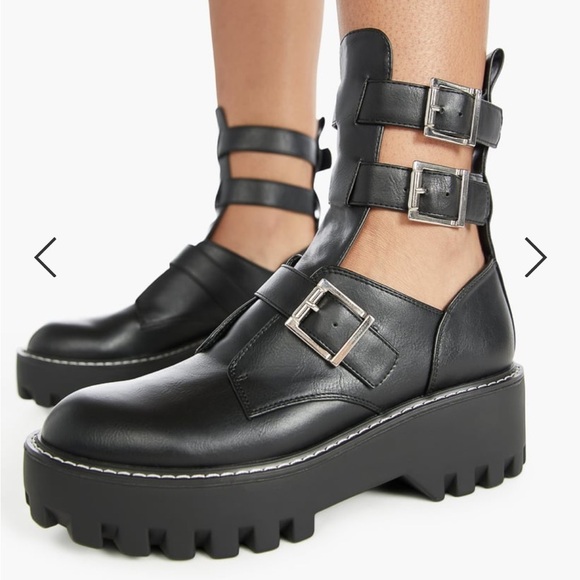 Shoedazzle black Sierra Buckle Bootie size 9 - Picture 2 of 12